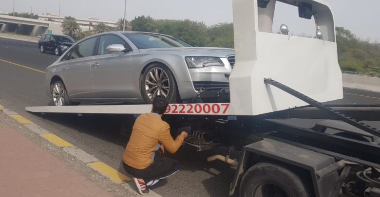 سحب السيارات المعطلة مع أقوى سطحه في الكويت